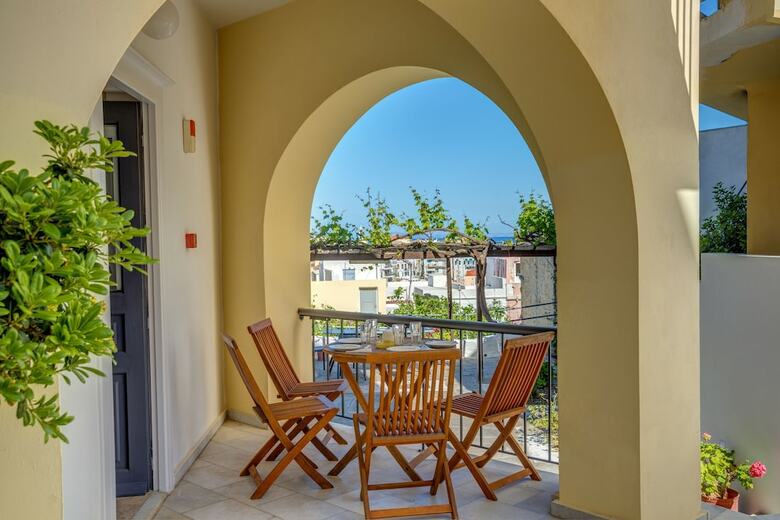 Hostal Ethrion