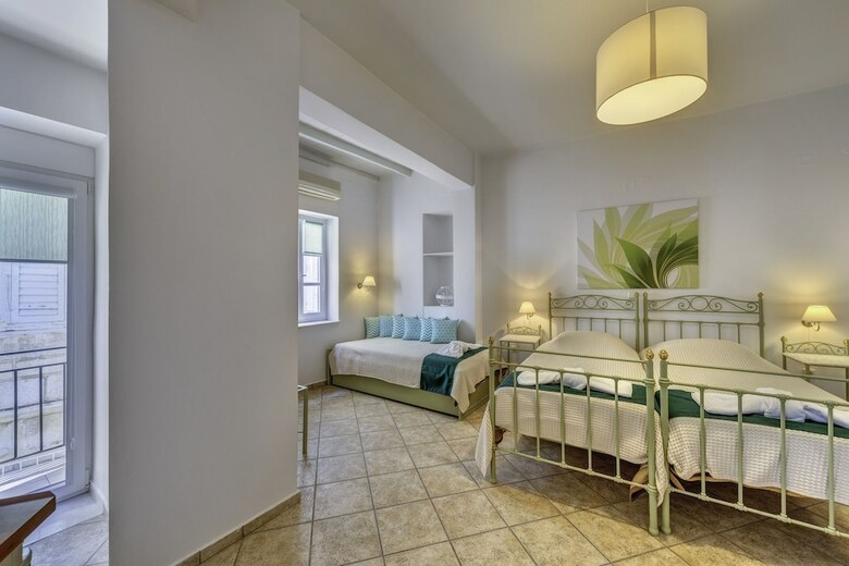 Hostal Ethrion