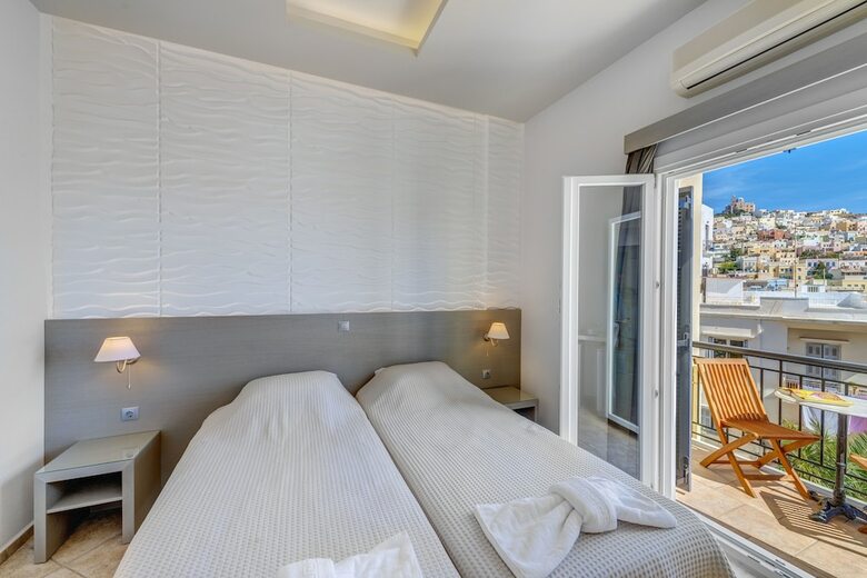 Hostal Ethrion