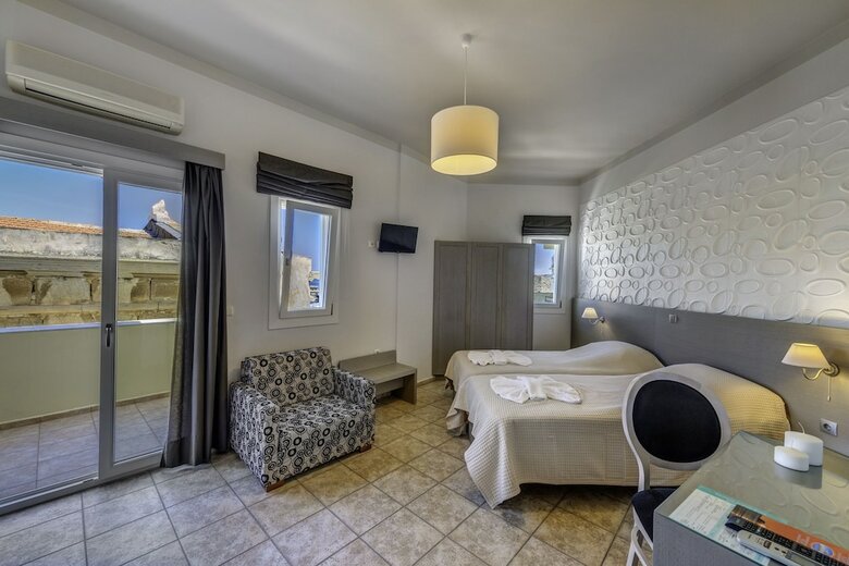 Hostal Ethrion