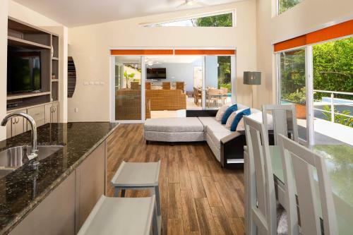 Hostal Residencial Casa Linda