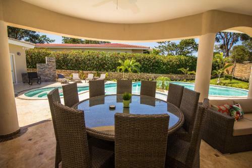 Hostal Residencial Casa Linda