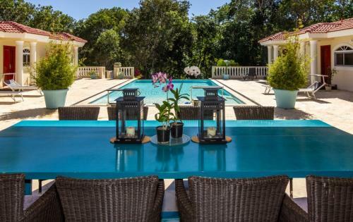 Hostal Residencial Casa Linda