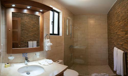 Hostal Residencial Casa Linda