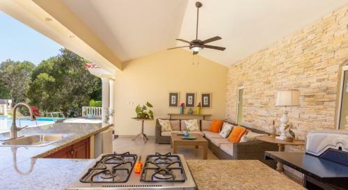 Hostal Residencial Casa Linda