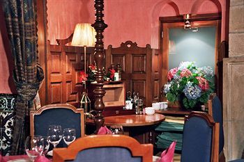 Hotel Castillo El Collado