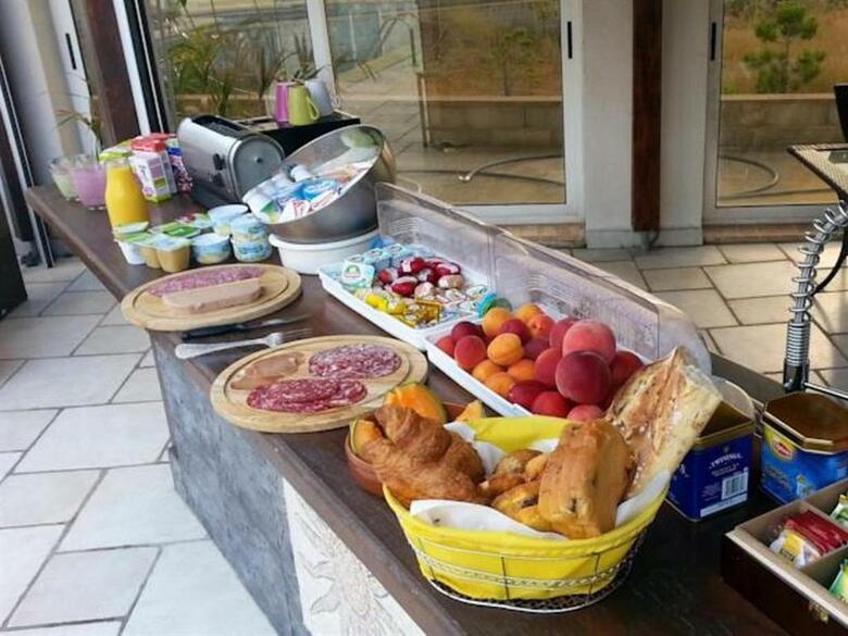 Bed & Breakfast La Pin�de D'estarac