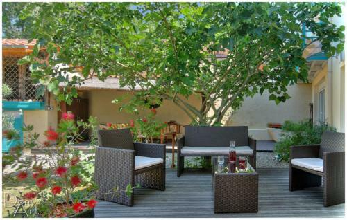 Bed & Breakfast Chambre D'h�tes La Cour Des Saligues