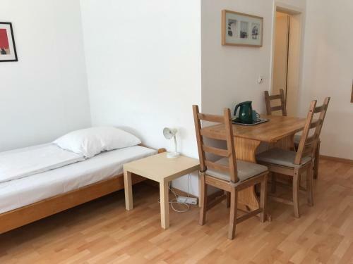 Hostal City Inn