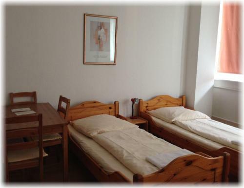 Hostal City Inn