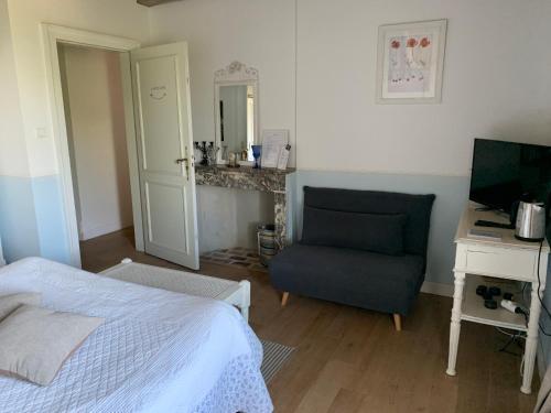 Hostal Le Chateau De Failloux