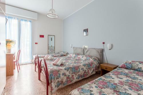 Hotel Holiday