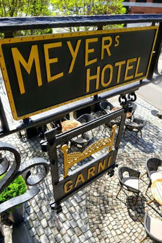 Hostal Meyer's Hotel Garni