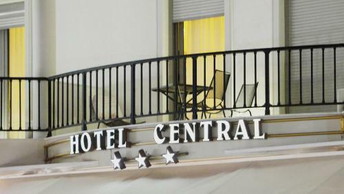 Central Hotel