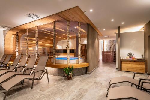 Hotel Columbia