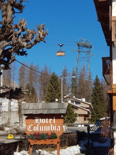 Hotel Columbia
