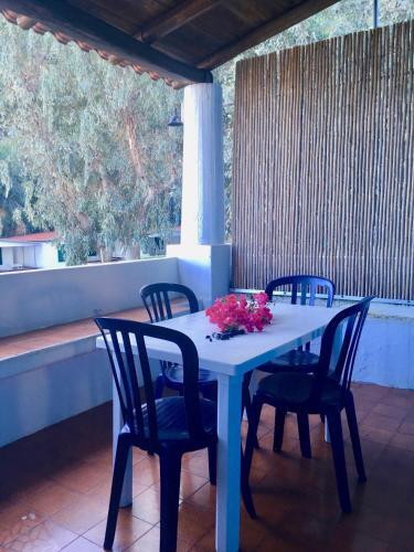 Camping Baia Unci
