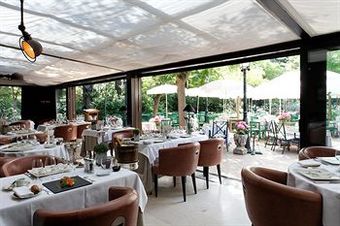 Relais & Ch�teaux-hotel Cazaudehore - La Foresti�re