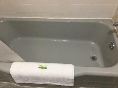 Towne Center Motel