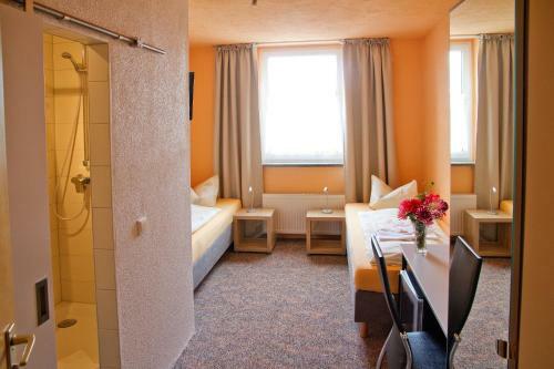 Hostal Hotel-pension Gr�ne Linde