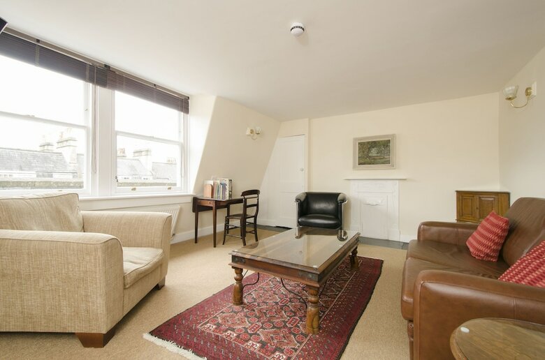 Bed & Breakfast Henrietta House