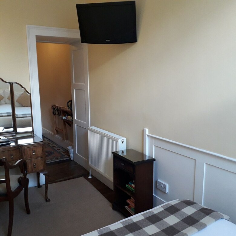 Bed & Breakfast Henrietta House