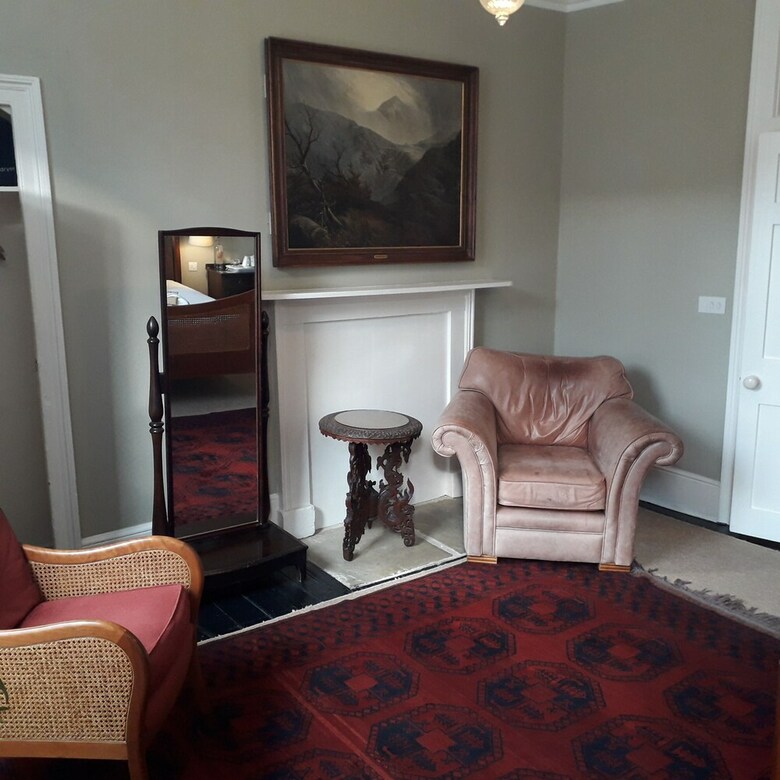Bed & Breakfast Henrietta House