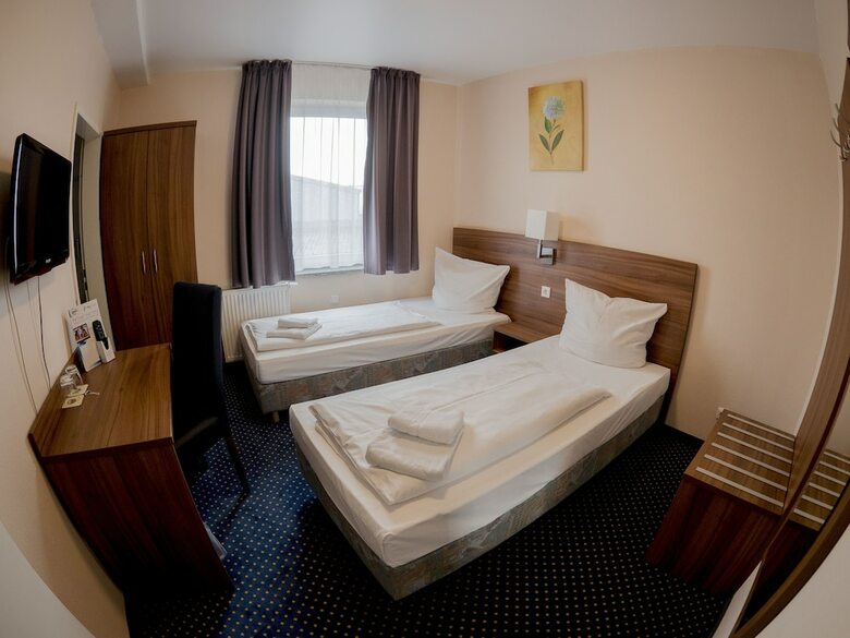 Hostal Hotel An Der Bille