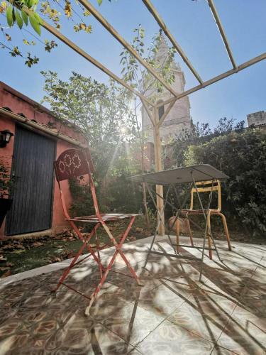 Bed & Breakfast Jardin Vieux Port Panier