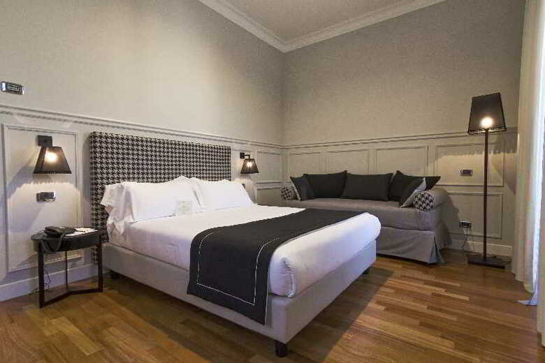 Seeport Hotel