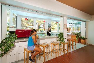 Hotel Domina Home Kyrie