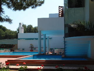 Hotel Domina Home Kyrie