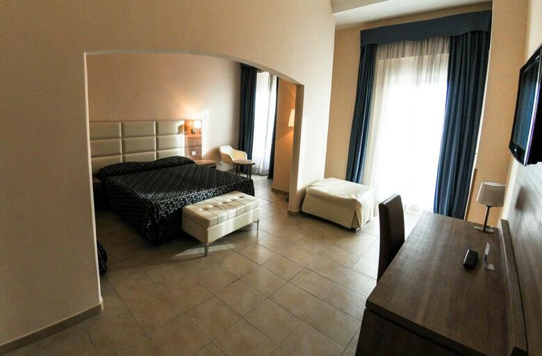 Hotel Mediterraneo