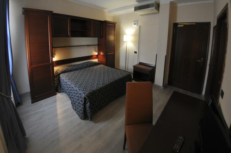 Hotel Mediterraneo