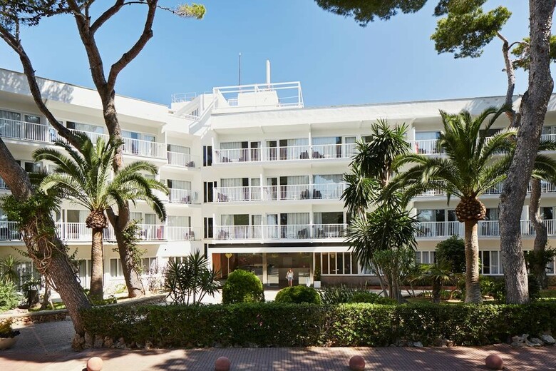 Hotel Globales Cala Blanca