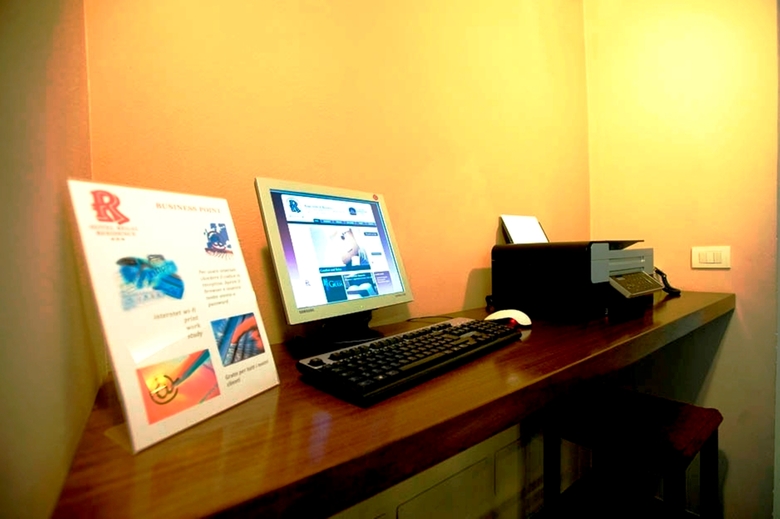 Hotel Regal Residence