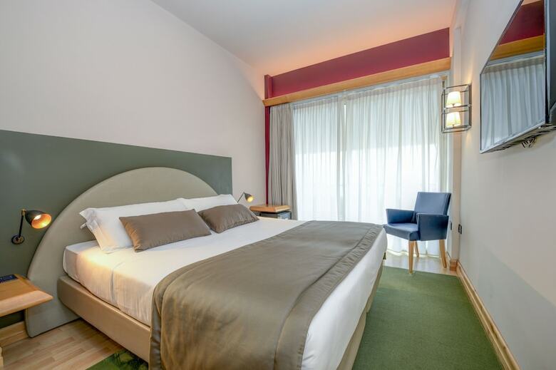Hotel City