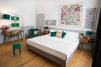 Hotel Soprarno Suites