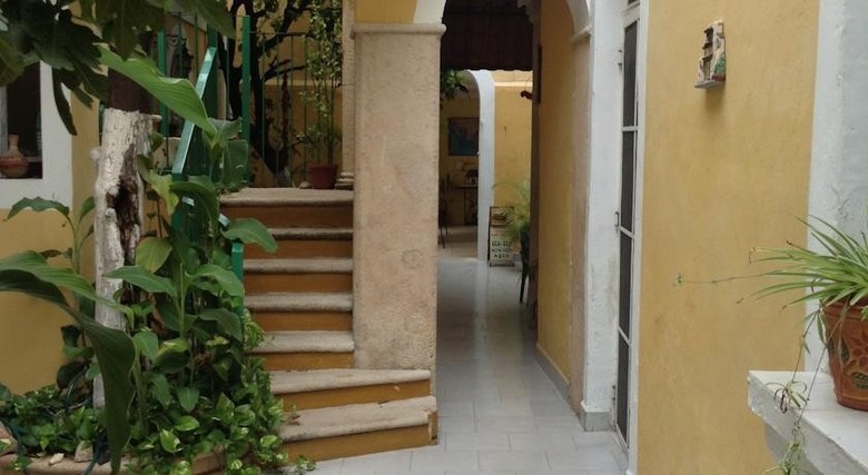 Hostal 62 St. Guesthouse