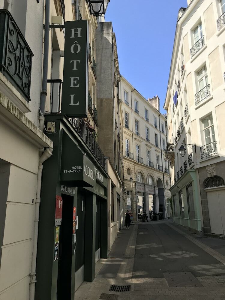 Hotel H�tel Saint-patrick