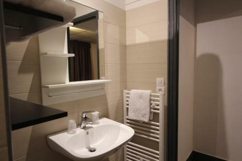 Hotel H�tel Vol de Nuit Purpan (Ex Christol)