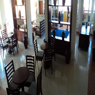 Hotel Rio Miel