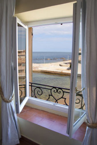 Hotel De La Ponche