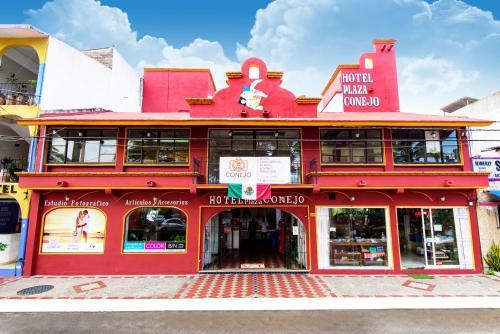 Hotel Plaza Conejo