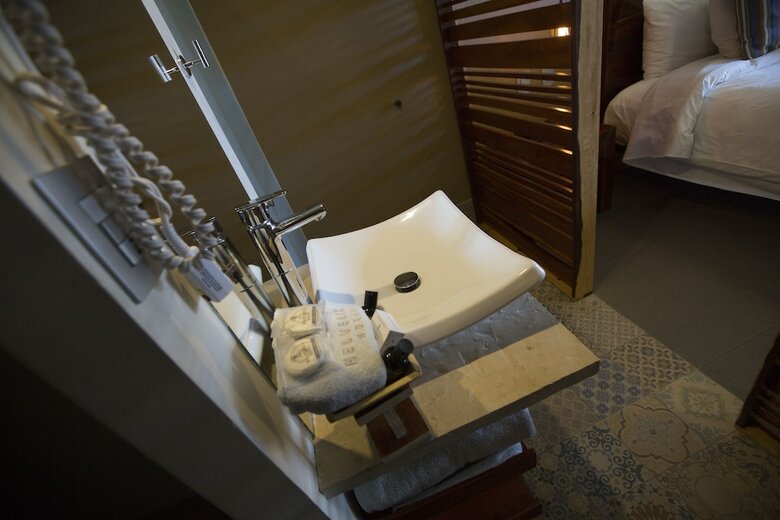 Hotel Helverica