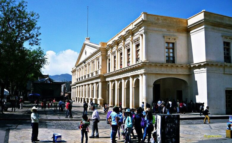 Hotel Helverica