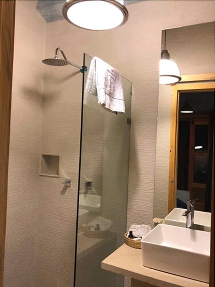 Hotel Helverica