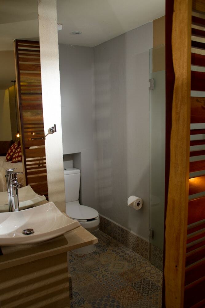 Hotel Helverica