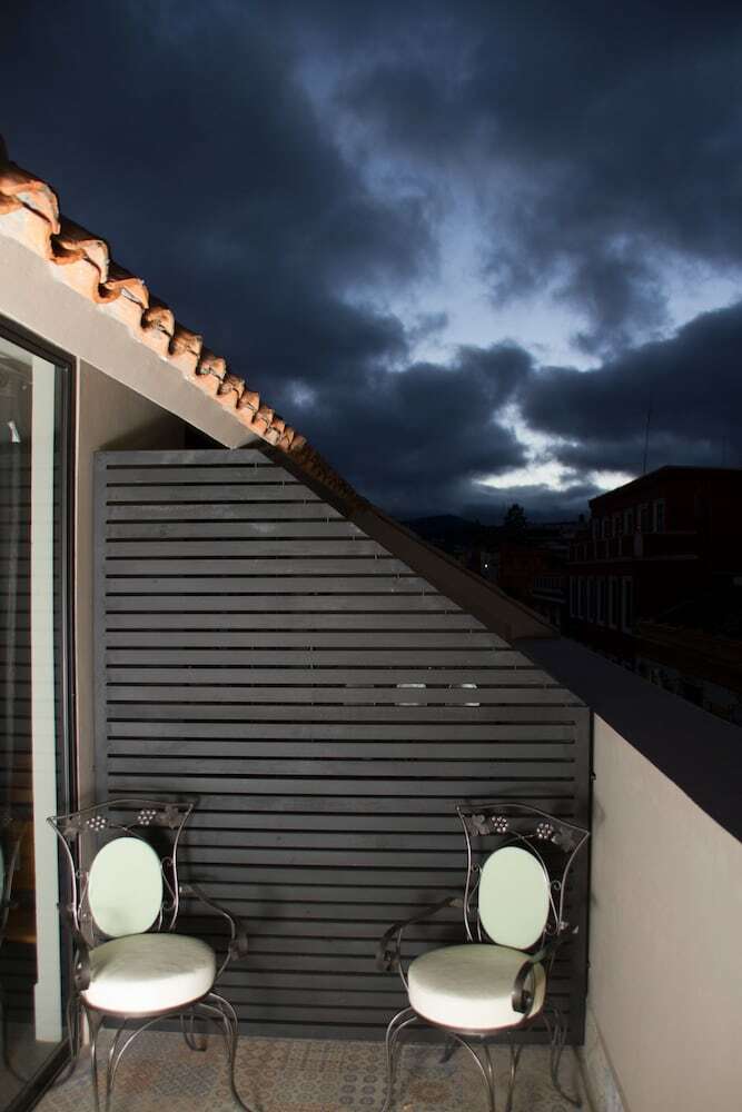 Hotel Helverica