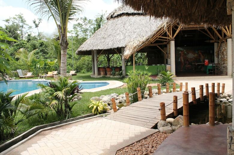 Hotel Axkan Palenque